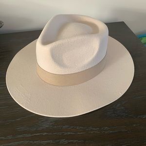 Teressa Foglia Lynn Hat from Curateur